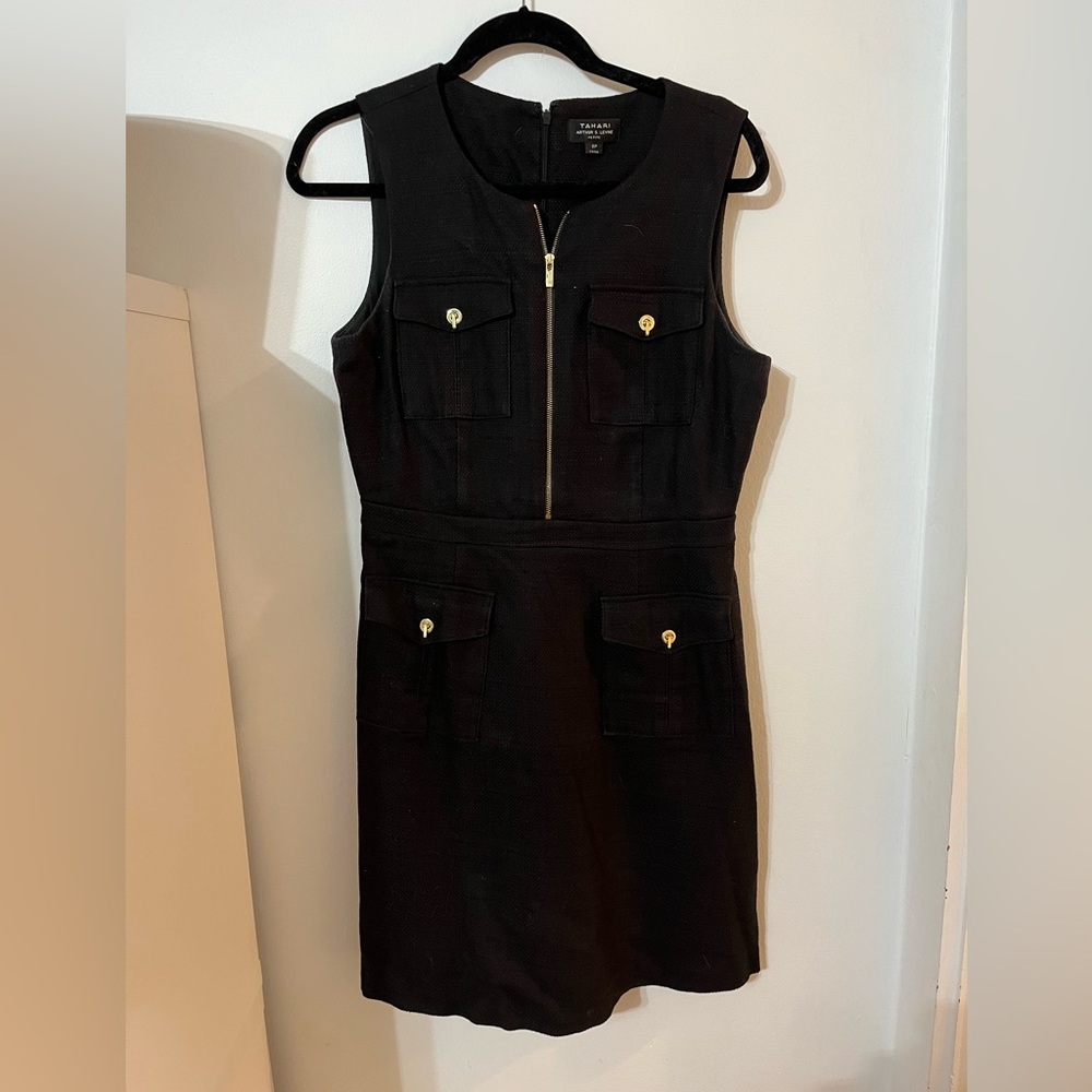Tahari black dress 8P perfect for work